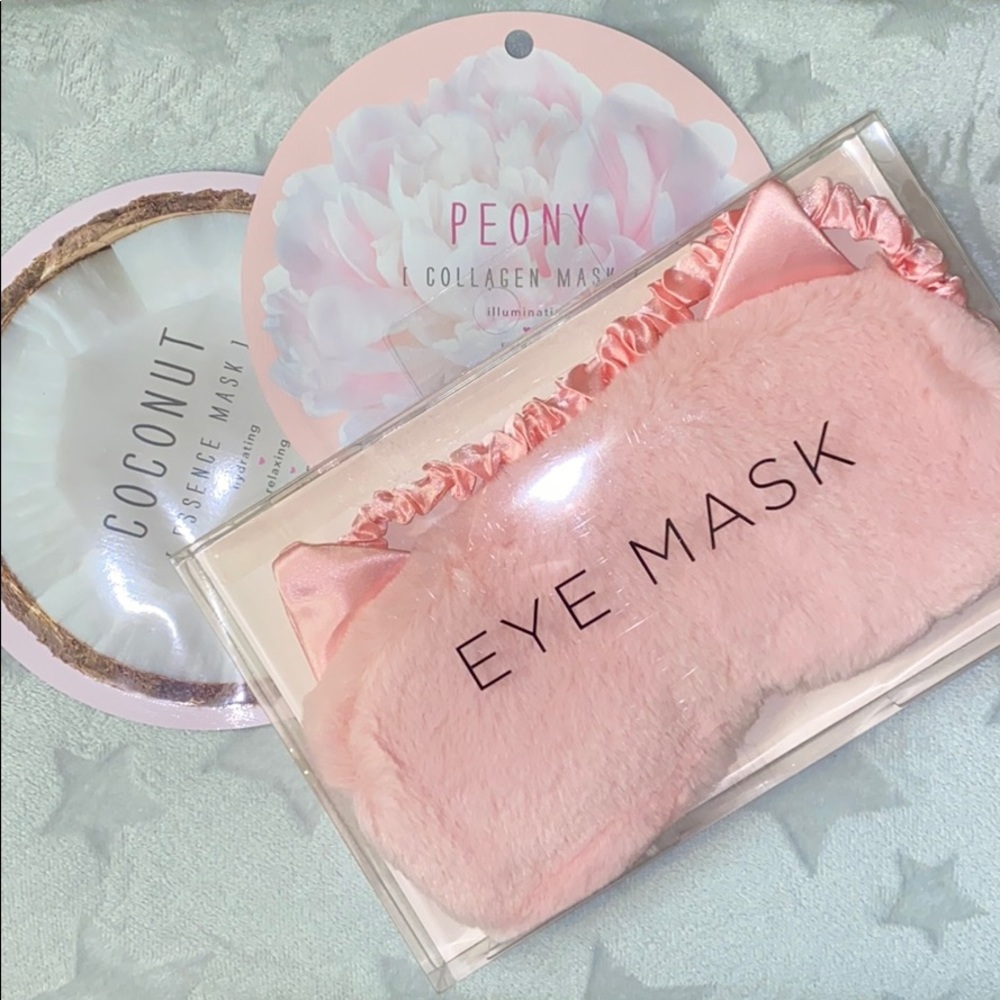 Eye & face mask from forever 21